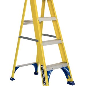 Pacoa 4ft. Fiberglass Stepladder